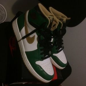 Air Jordan 1 Celtic